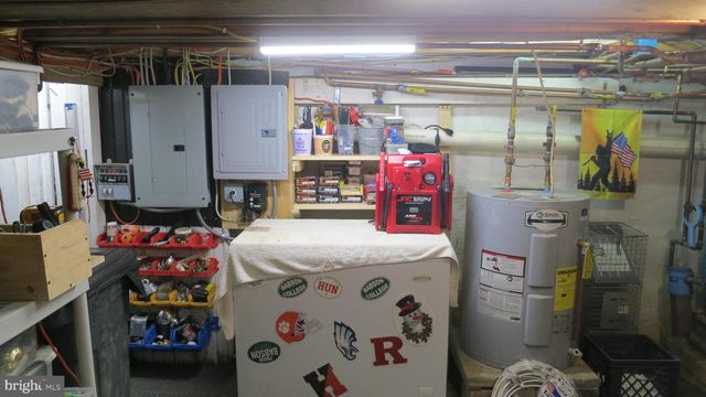 99 LINDBERGH RD, Hopewell, NJ 08525