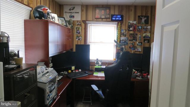 99 LINDBERGH RD, Hopewell, NJ 08525