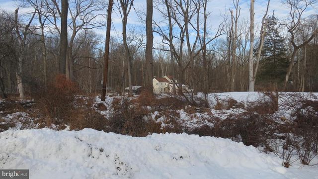 99 LINDBERGH RD, Hopewell, NJ 08525