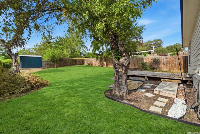 206 CHICKERING AVE, San Antonio, TX 78210