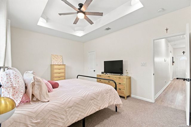 206 CHICKERING AVE, San Antonio, TX 78210