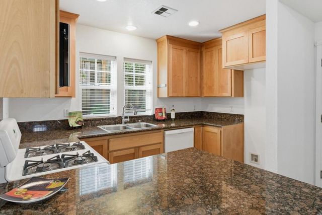 223 Button Street, Santa Cruz, CA 95060