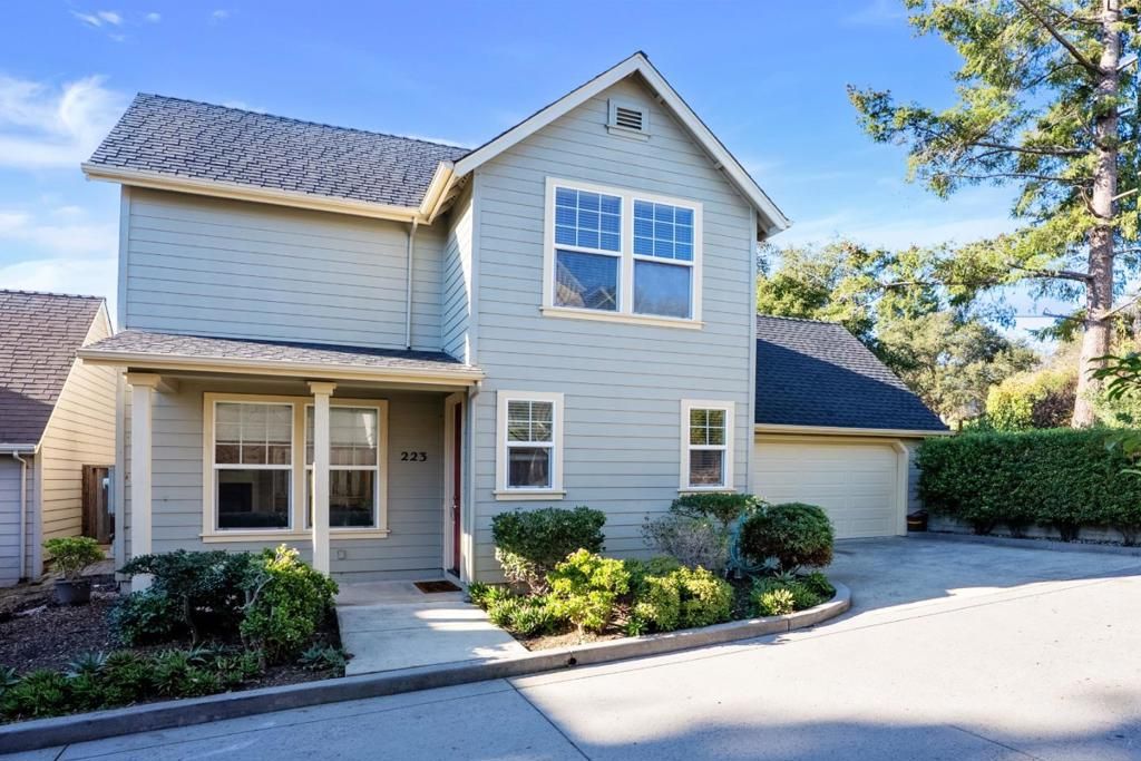 223 Button Street, Santa Cruz, CA 95060