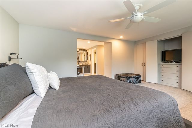 28750 S Woodland Road, Pepper Pike, OH 44124