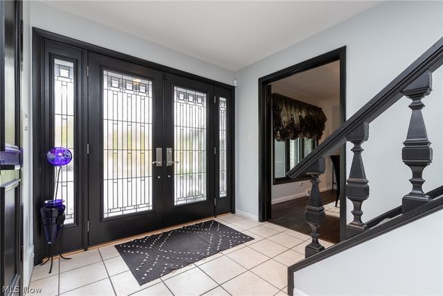 28750 S Woodland Road, Pepper Pike, OH 44124