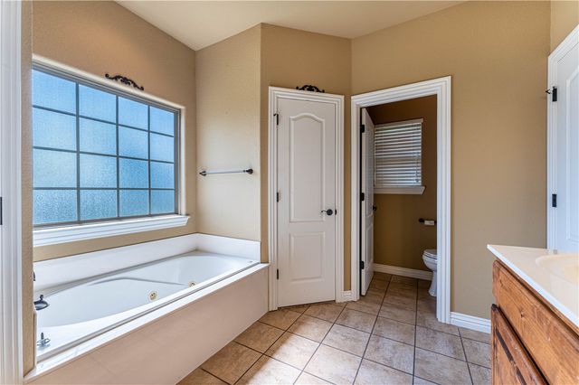 126 Angus Lane, Farmington, AR 72730