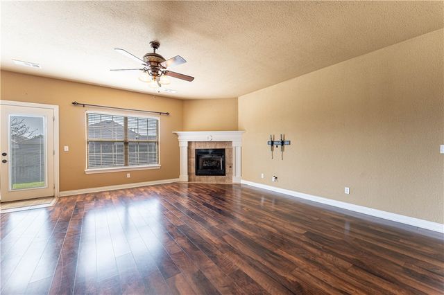 126 Angus Lane, Farmington, AR 72730