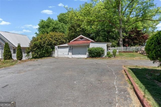 225 W Church Street, Cartersville, GA 30120