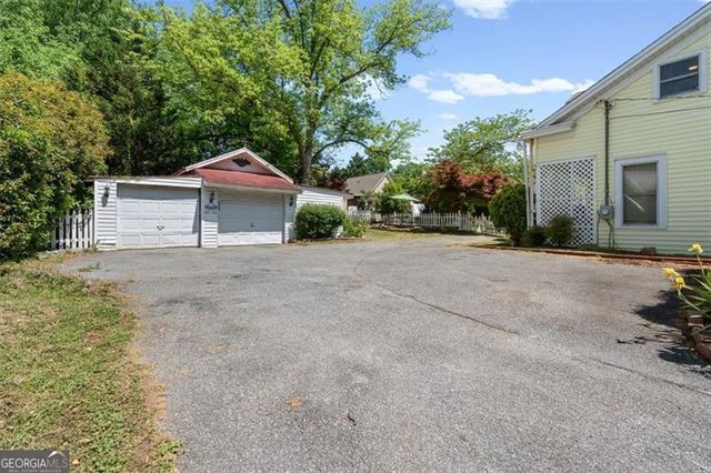 225 W Church Street, Cartersville, GA 30120