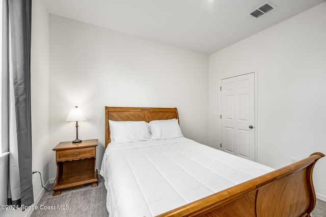 1717 Dalroy Street NW, Palm Bay, FL 32907