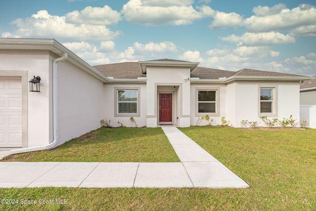 1717 Dalroy Street NW, Palm Bay, FL 32907