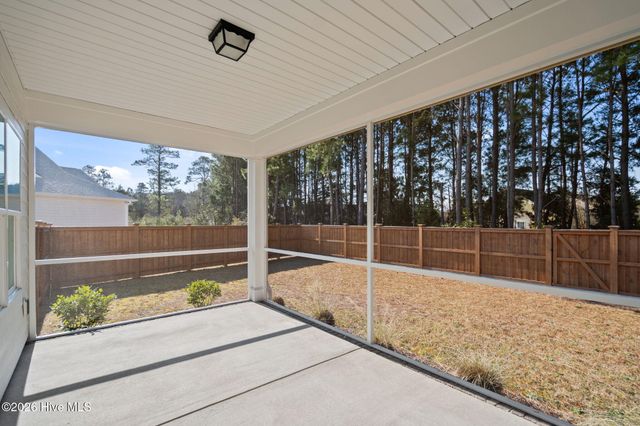 28 Perch Place, Hampstead, NC 28443