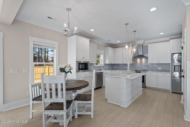 28 Perch Place, Hampstead, NC 28443