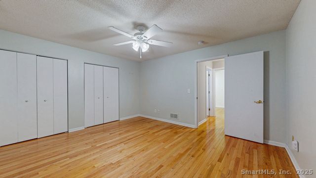 80 Country Lane APT 40, Vernon, CT 06066