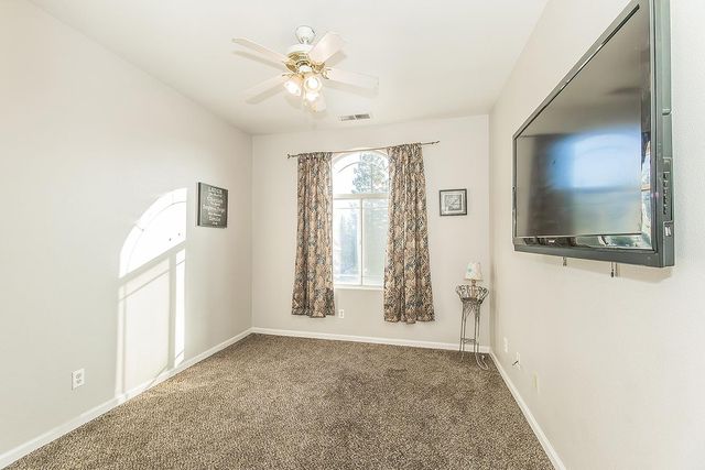 2631 Rall Avenue, Clovis, CA 93611