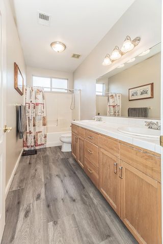 2631 Rall Avenue, Clovis, CA 93611