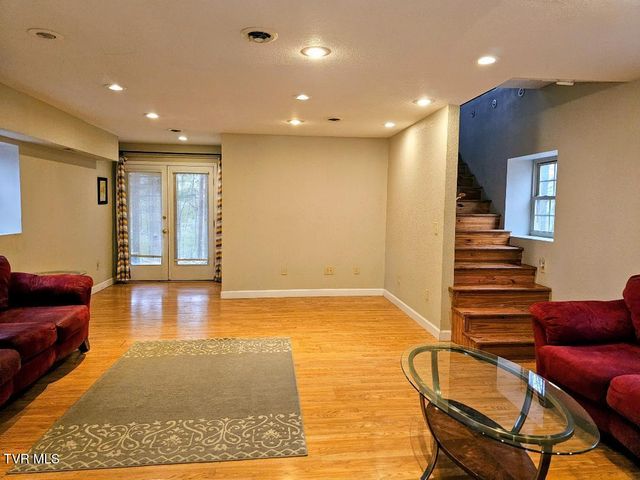 1021 Northeast Lee Street, Wise, VA 24293