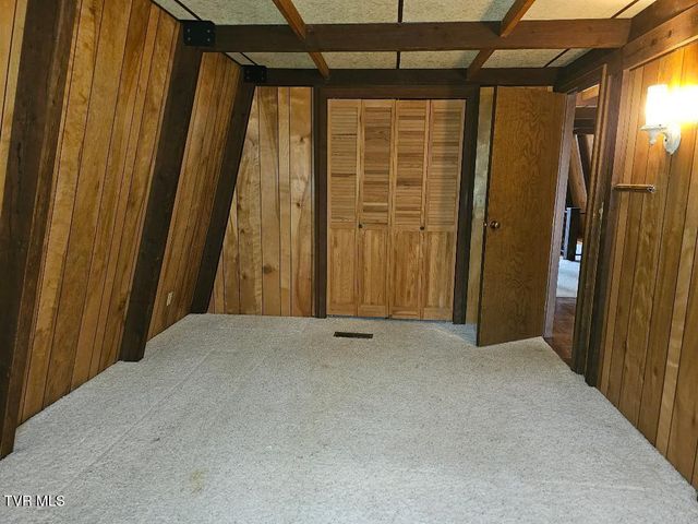 1021 Northeast Lee Street, Wise, VA 24293