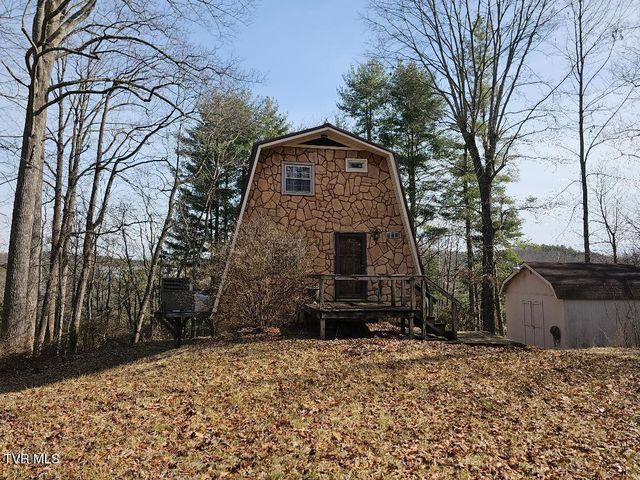 1021 Northeast Lee Street, Wise, VA 24293