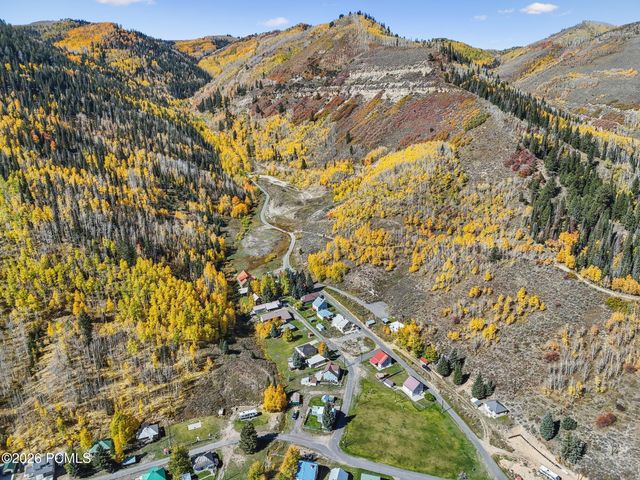 95 Black Diamond Road, Helper, UT 84526