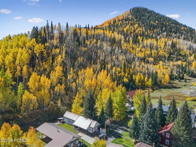 95 Black Diamond Road, Helper, UT 84526