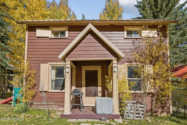 95 Black Diamond Road, Helper, UT 84526