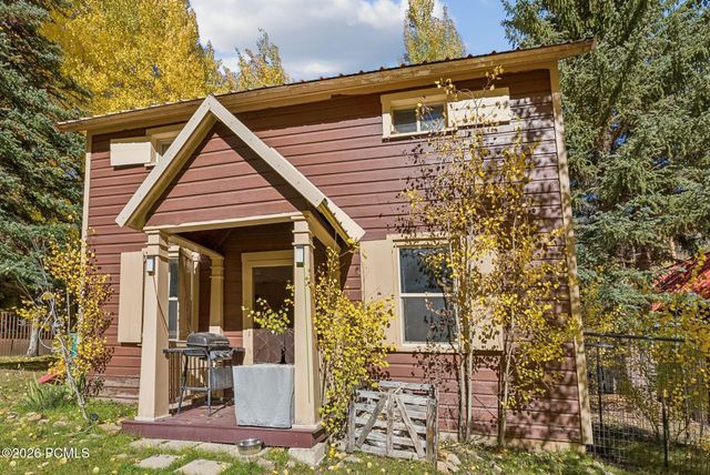 95 Black Diamond Road, Helper, UT 84526