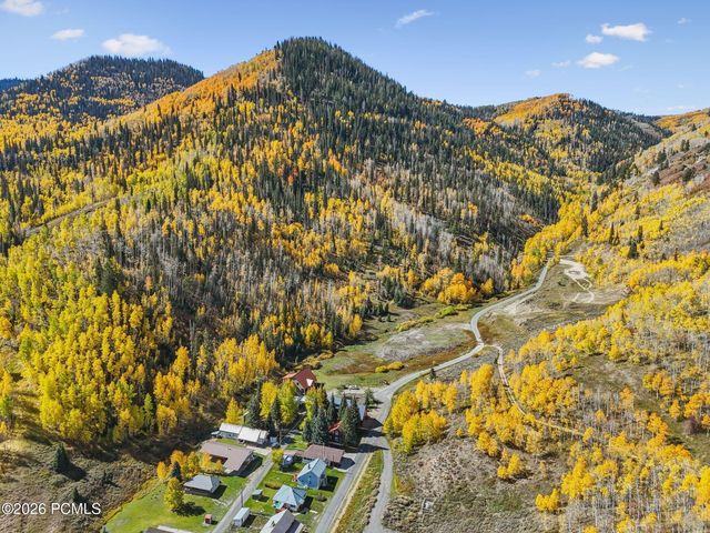 95 Black Diamond Road, Helper, UT 84526