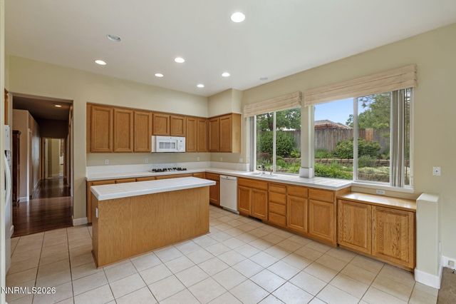 2048 St George Way, Carson City, NV 89703