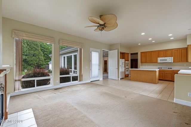 2048 St George Way, Carson City, NV 89703