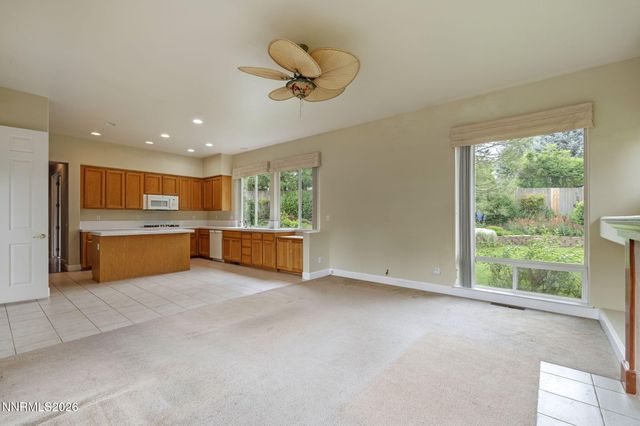 2048 St George Way, Carson City, NV 89703