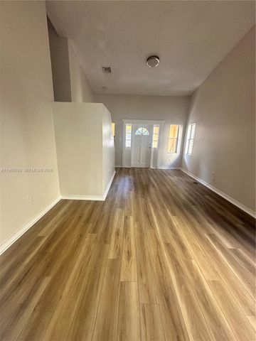 27347 SW 117th Pl, Homestead, FL 33032