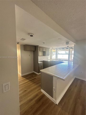 27347 SW 117th Pl, Homestead, FL 33032