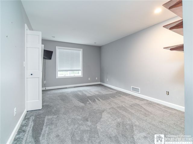 1 Whisper Lane, Ellicott, NY 14701