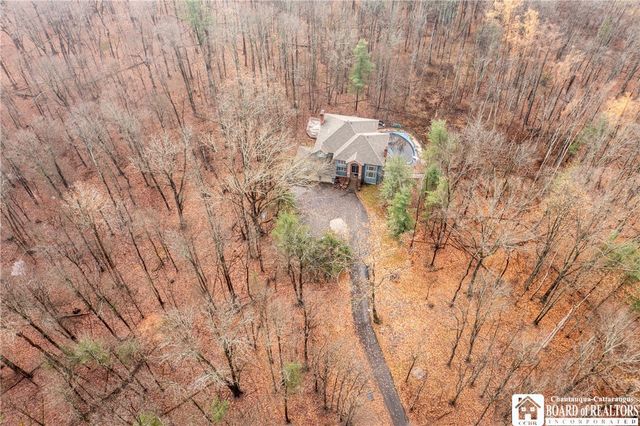 1 Whisper Lane, Ellicott, NY 14701