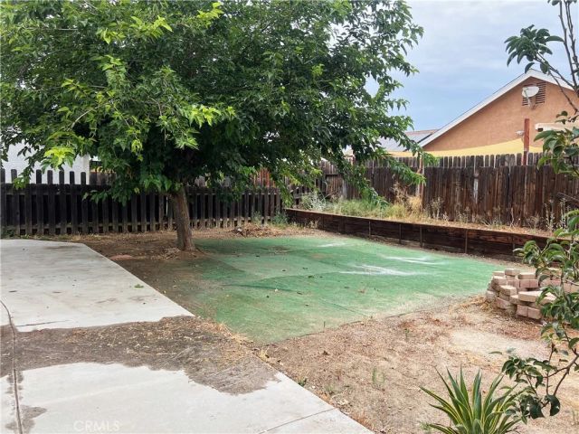 196 Sunny Halo Court, Perris, CA 92571