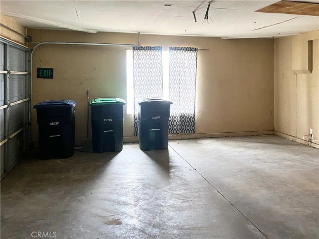 196 Sunny Halo Court, Perris, CA 92571