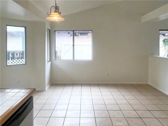 196 Sunny Halo Court, Perris, CA 92571