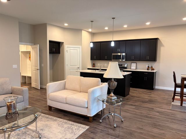 13904 DIAVIK Place, Fort Wayne, IN 46845