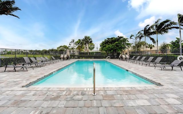 8626 Via Mar Rosso, Lake Worth, FL 33467