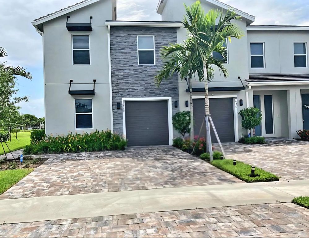 8626 Via Mar Rosso, Lake Worth, FL 33467