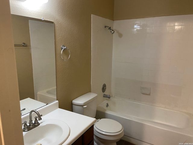 831 BLUE ASTOR DR, San Antonio, TX 78245