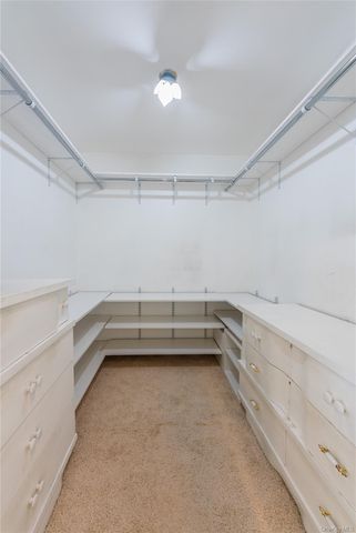 19 Wayside Lane, Wantagh, NY 11793