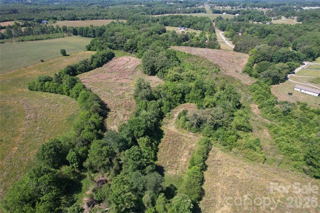 00 Oxford School Road, Claremont, NC 28610