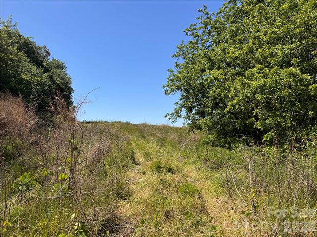 00 Oxford School Road, Claremont, NC 28610