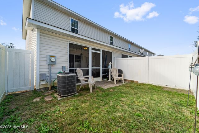 211 Glen Cannon Drive, Jacksonville, NC 28546