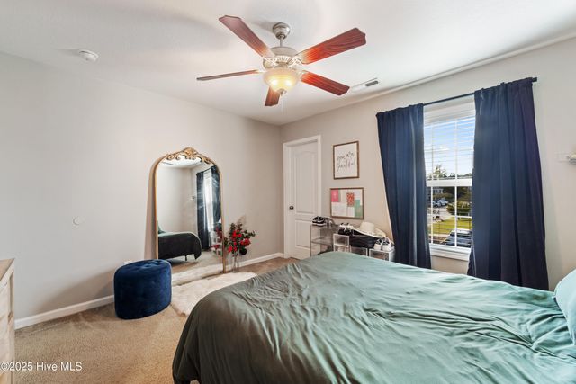 211 Glen Cannon Drive, Jacksonville, NC 28546