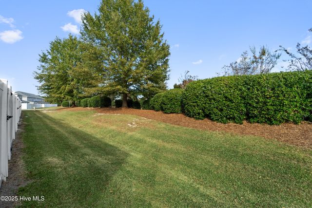 211 Glen Cannon Drive, Jacksonville, NC 28546