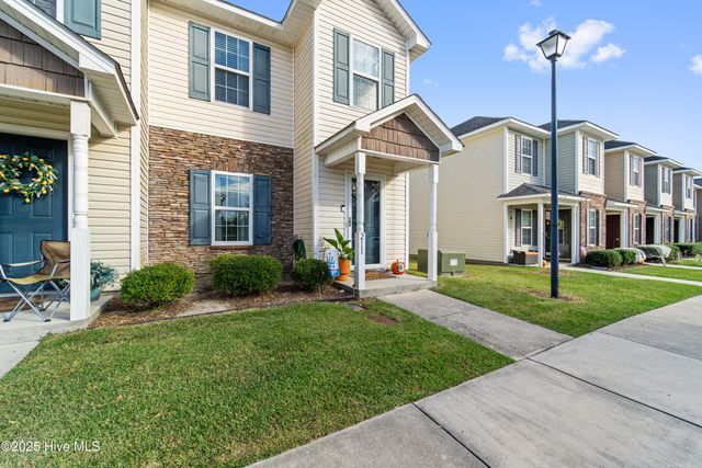 211 Glen Cannon Drive, Jacksonville, NC 28546