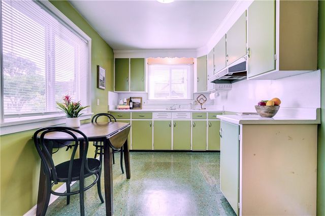 517 West Filbert Street, East Rochester, NY 14445